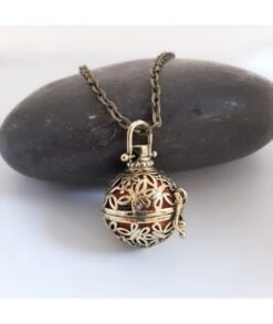 Collier Bola De Grossesse • Papillon