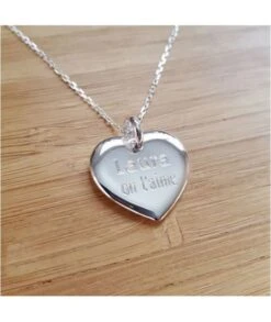 Collier Coeur Gravé Avec Gravure